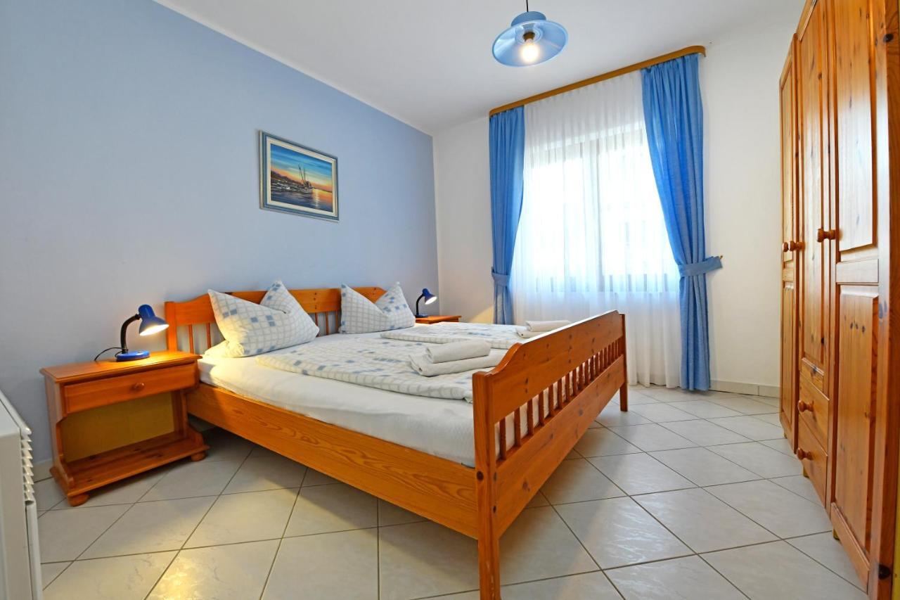 Apartments Jasmina ポレッチ エクステリア 写真