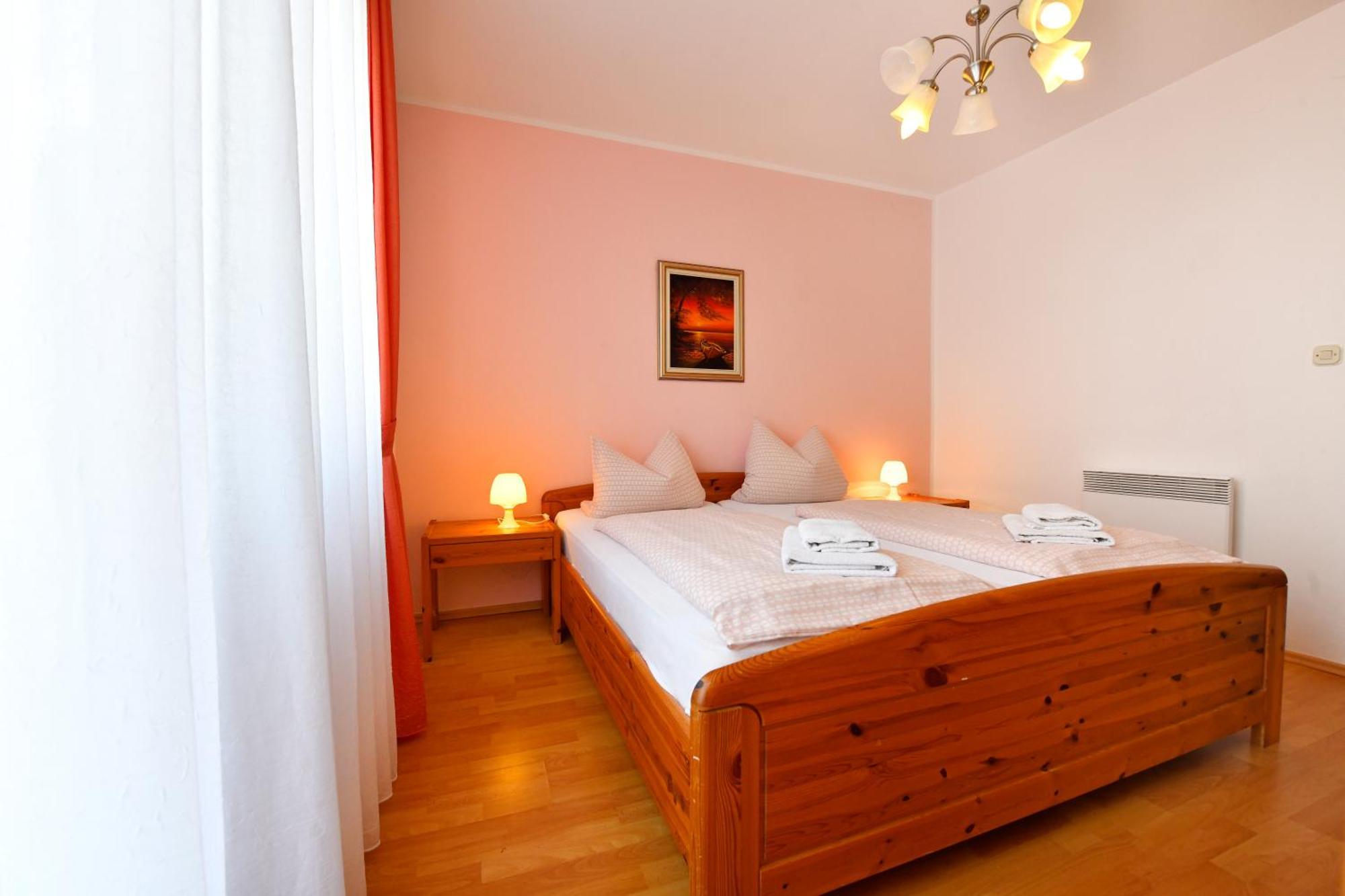 Apartments Jasmina ポレッチ エクステリア 写真