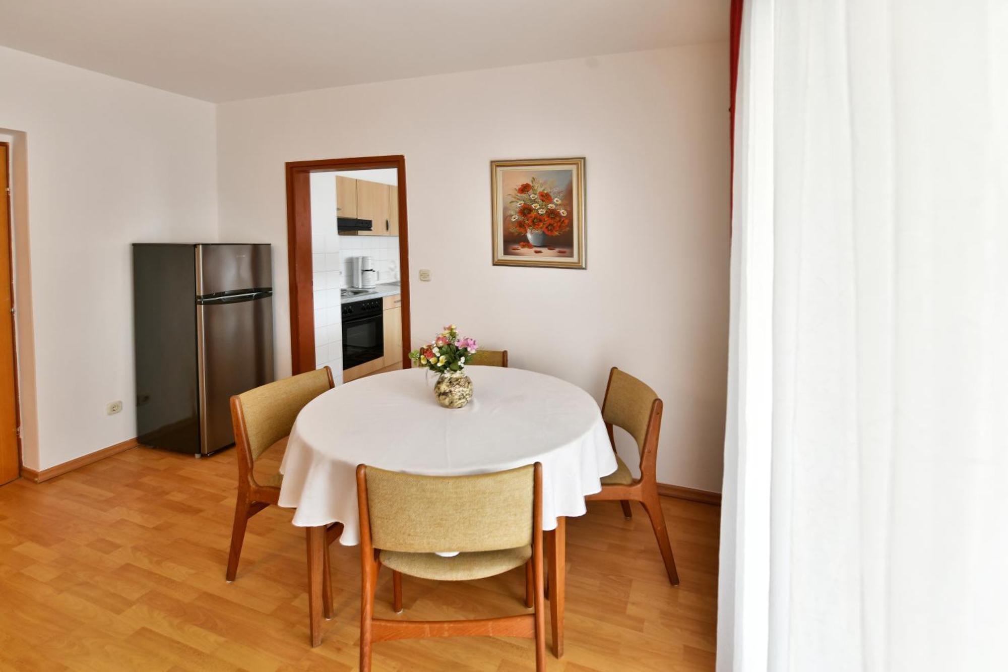 Apartments Jasmina ポレッチ エクステリア 写真