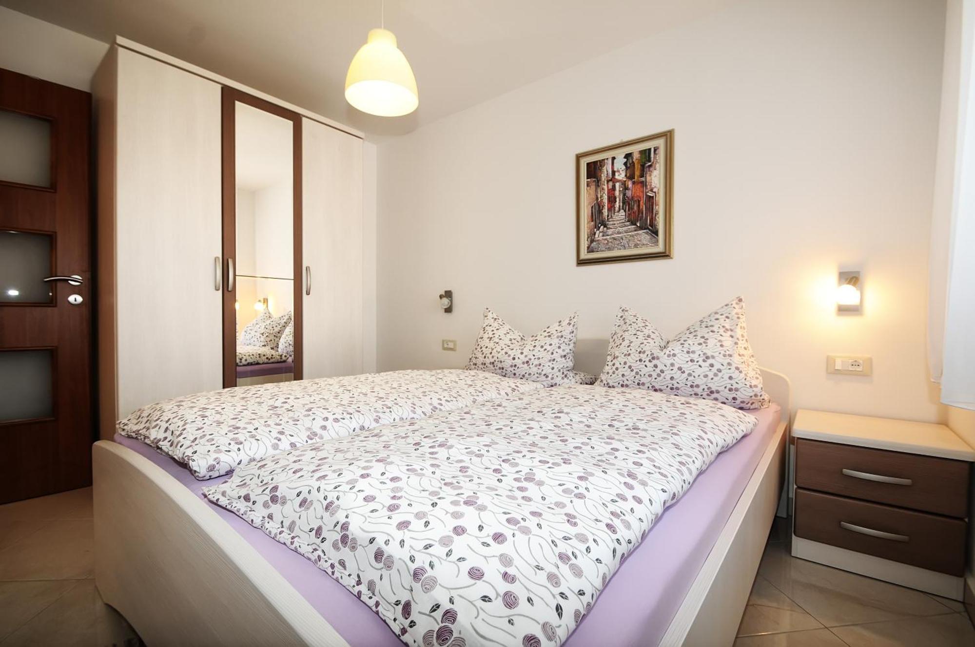 Apartments Jasmina ポレッチ 部屋 写真