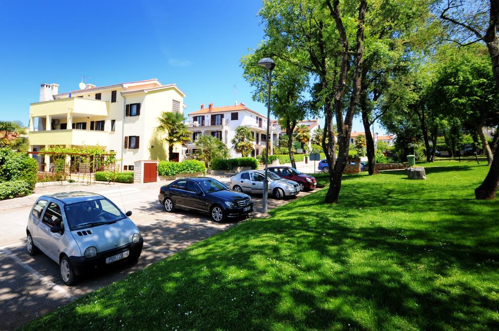 Apartments Jasmina ポレッチ 部屋 写真